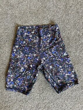 Lululemon Women’s Align High-Rise Short with Pockets 8" Flower Burst Multi Sz 4